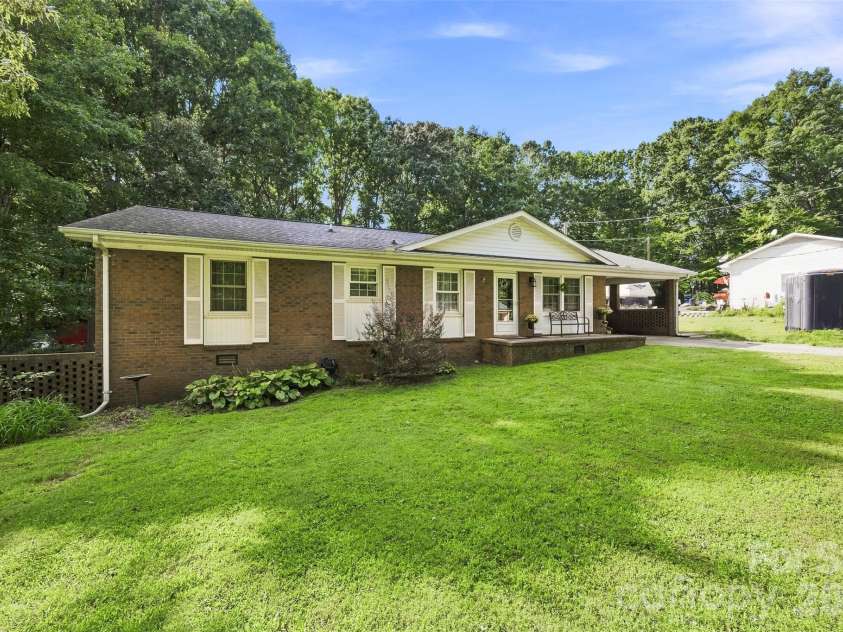 216 Ferris Avenue, Rockwell, NC 28138.  MLS# CAR4422895, YatesRealty ID 49651. 