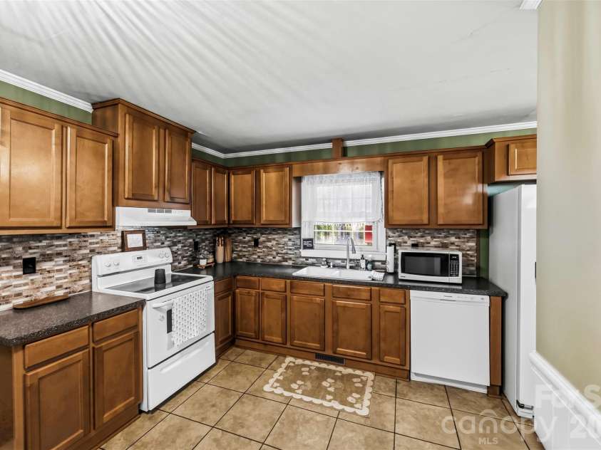 216 Ferris Avenue, Rockwell, NC 28138.  MLS# CAR4422895, YatesRealty ID 49651. 