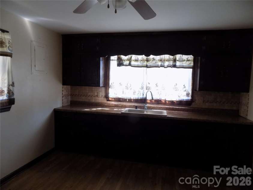 204 Church Street, Cramerton, NC 28032.  MLS# CAR4423064, YatesRealty ID 49655. KITCHEN