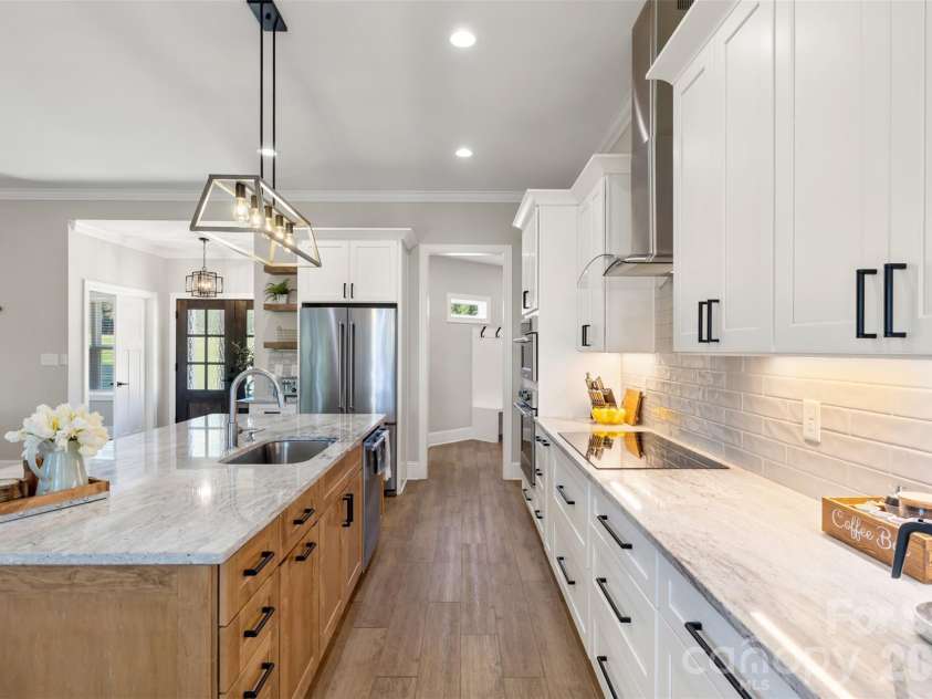 787 Morrison Farm Road, Troutman, NC 28166.  MLS# CAR4416410, YatesRealty ID 49657. Modern Kitchen with lots of counter space