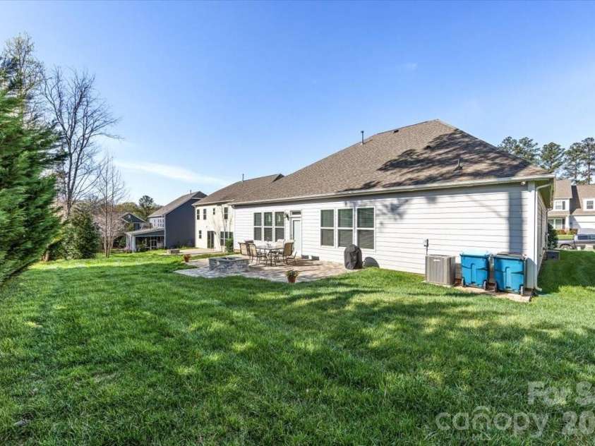 10071 Fox Trotter Lane, Midland, NC 28107.  MLS# CAR4358055, YatesRealty ID 4966. 