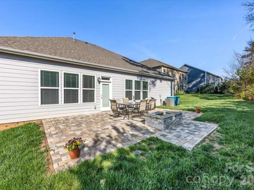 10071 Fox Trotter Lane, Midland, NC 28107.  MLS# CAR4358055, YatesRealty ID 4966. 