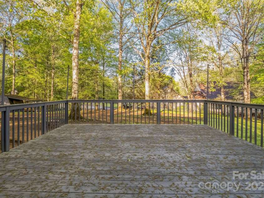 2371 Lazy Oak Drive, Lancaster, SC 29720.  MLS# CAR4244180, YatesRealty ID 4966. 