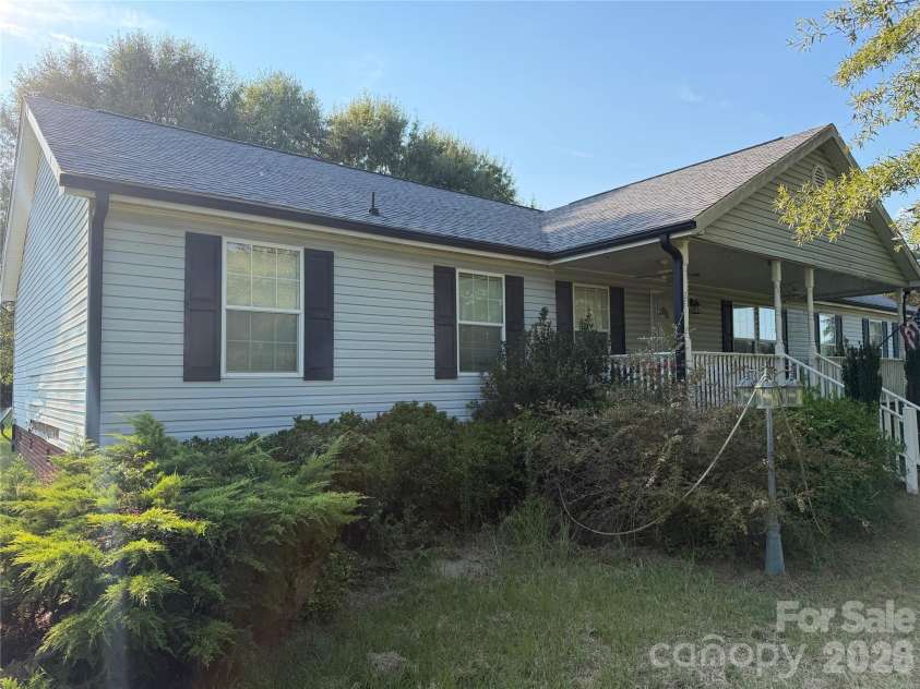 55 Baker Road, Jefferson, SC 29718.  MLS# CAR4421117, YatesRealty ID 49660. 