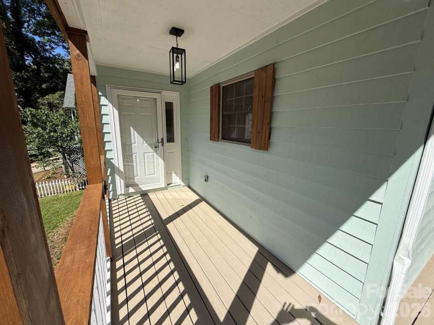153 Locust Court, Arden, NC 28704.  MLS# CAR4422707, YatesRealty ID 49662. 