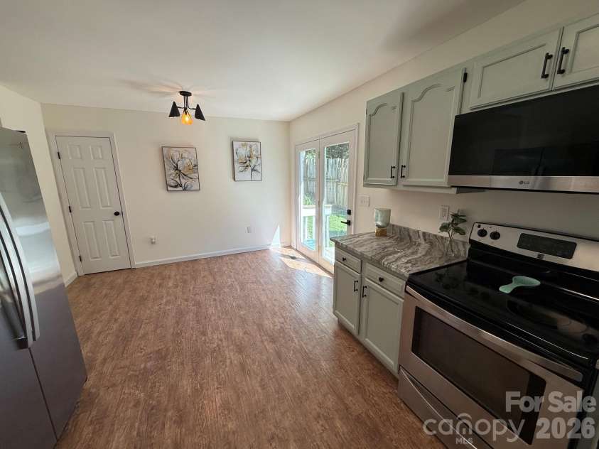 153 Locust Court, Arden, NC 28704.  MLS# CAR4422707, YatesRealty ID 49662. 