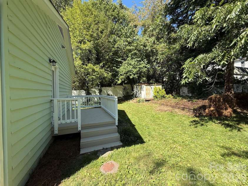 153 Locust Court, Arden, NC 28704.  MLS# CAR4422707, YatesRealty ID 49662. 