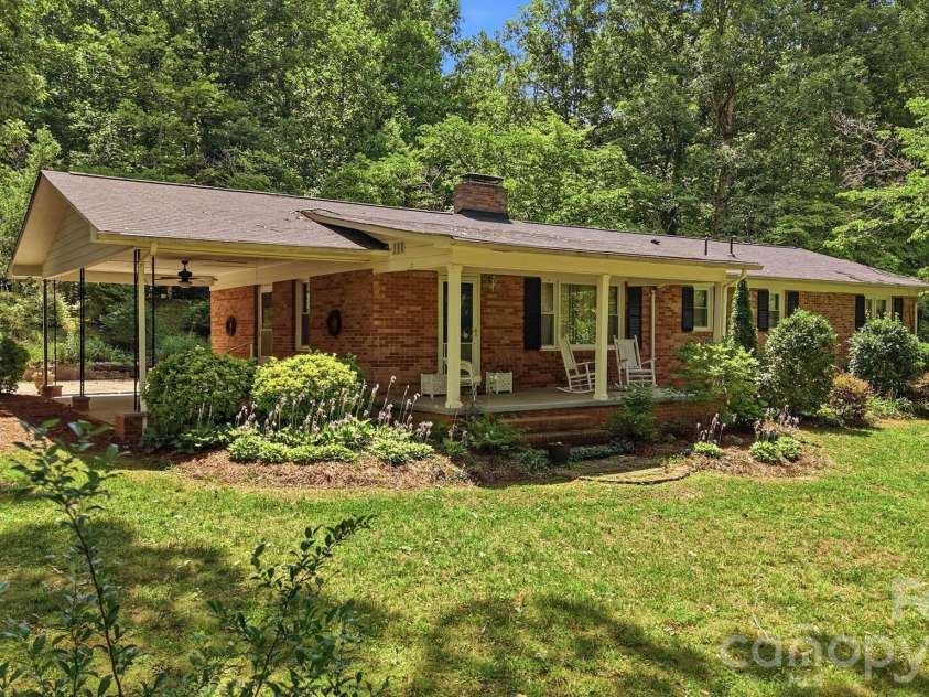 129 Old River Road, Marion, NC 28752.  MLS# CAR4401957, YatesRealty ID 49664. 