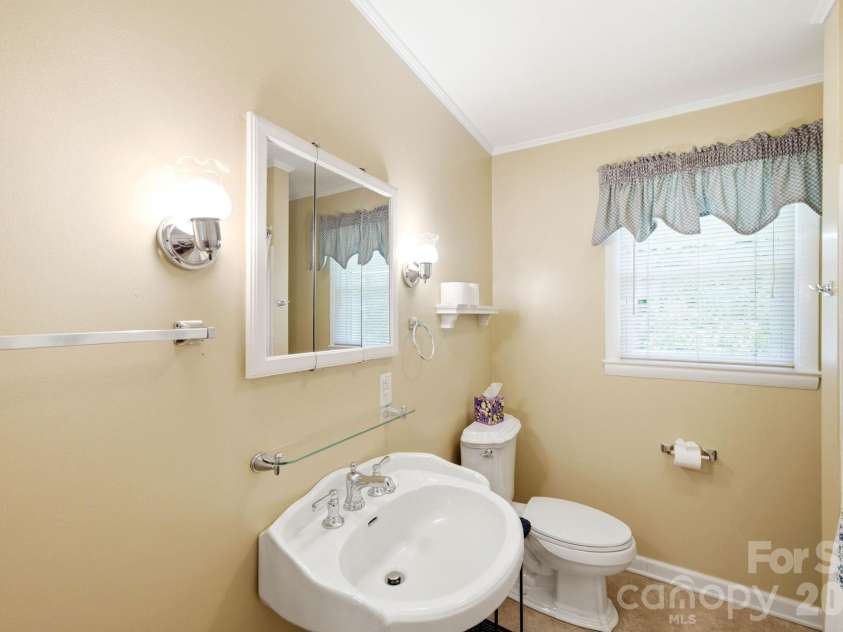 129 Old River Road, Marion, NC 28752.  MLS# CAR4401957, YatesRealty ID 49664. 