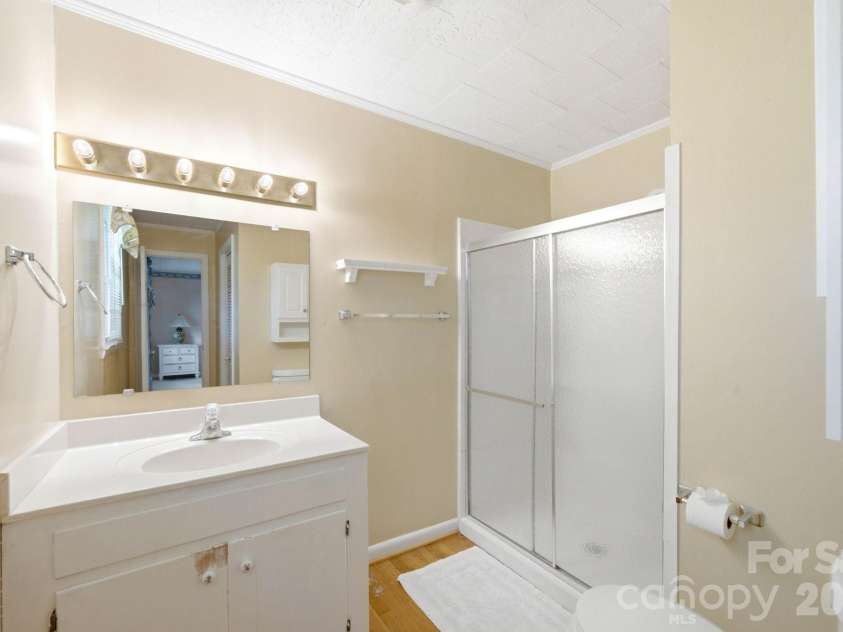 129 Old River Road, Marion, NC 28752.  MLS# CAR4401957, YatesRealty ID 49664. 