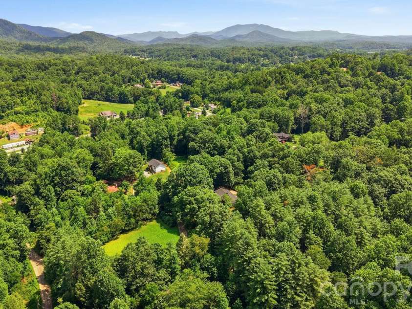 129 Old River Road, Marion, NC 28752.  MLS# CAR4401957, YatesRealty ID 49664. 