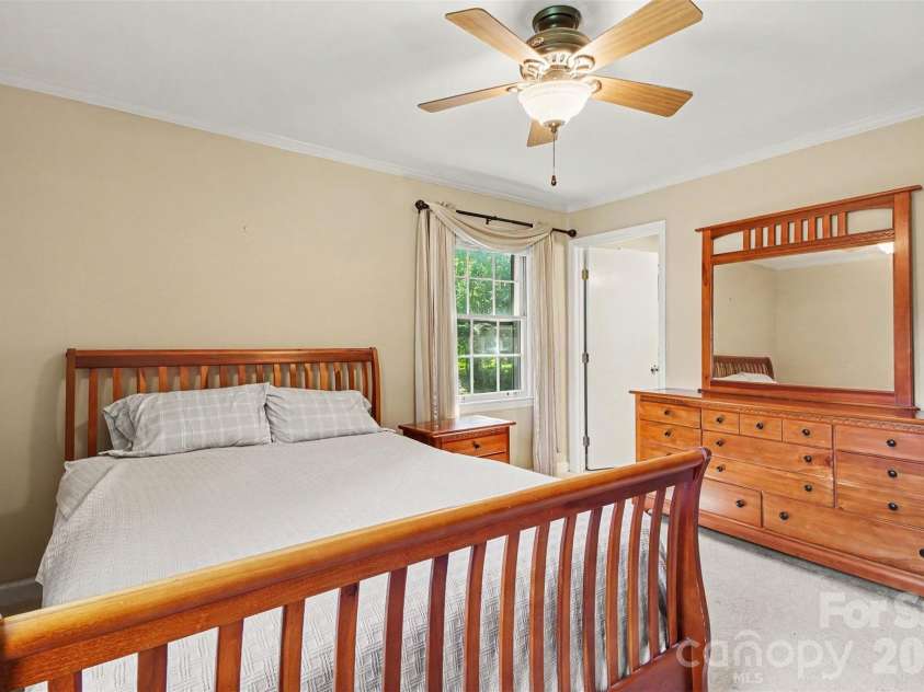 113 Brookshire Avenue, Kannapolis, NC 28083.  MLS# CAR4416740, YatesRealty ID 49665. Primary Bedroom