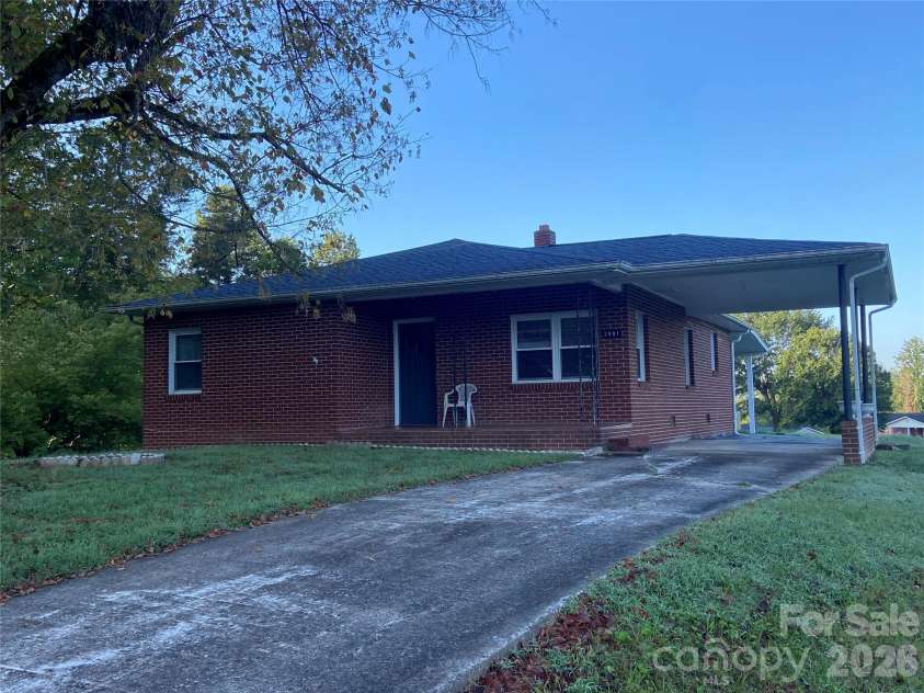 2991 Perkins Avenue, Morganton, NC 28655.  MLS# CAR4421223, YatesRealty ID 49669. 