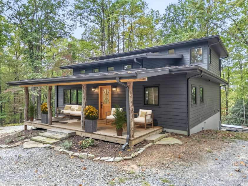 584 Springbrook Lane, Brevard, NC 28712.  MLS# CAR4308876, YatesRealty ID 4967. 