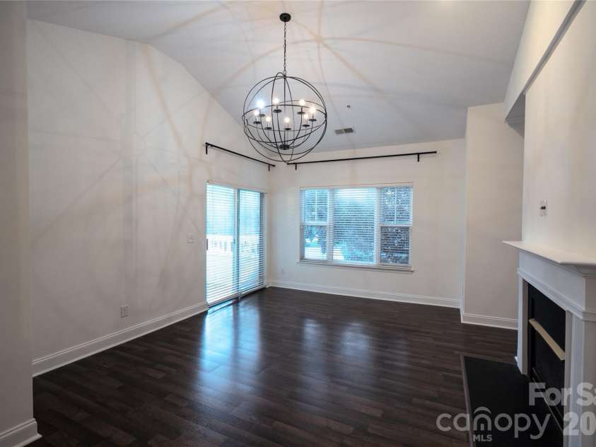 5730 Closeburn Road, Charlotte, NC 28210.  MLS# CAR4410576, YatesRealty ID 49674. 