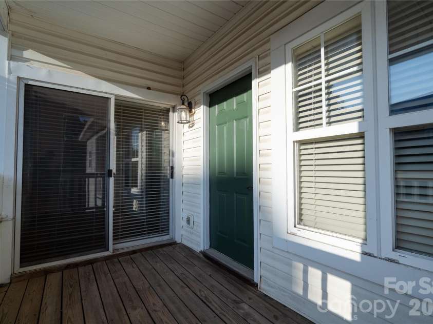 5730 Closeburn Road, Charlotte, NC 28210.  MLS# CAR4410576, YatesRealty ID 49674. 