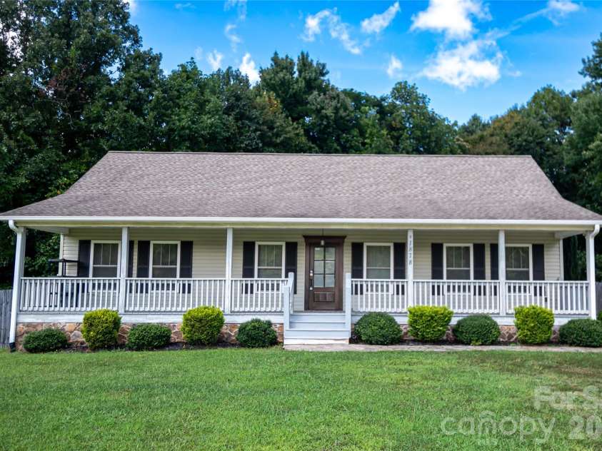 1878 US 70 Highway, Morganton, NC 28655.  MLS# CAR4417830, YatesRealty ID 49677. 