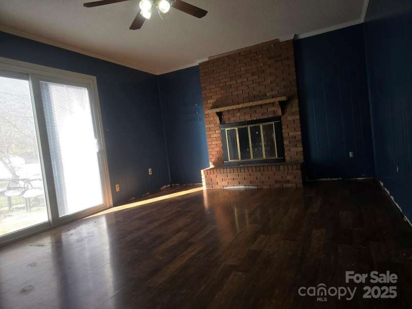 1708 Caromar Place, Concord, NC 28027.  MLS# CAR4324969, YatesRealty ID 49678. Den