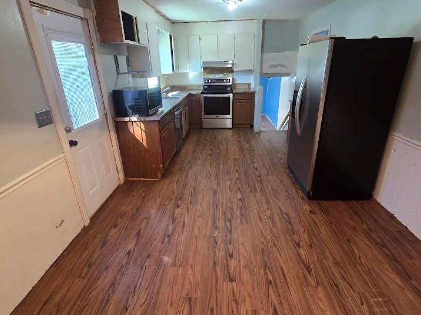 1708 Caromar Place, Concord, NC 28027.  MLS# CAR4324969, YatesRealty ID 49678. Kitchen image 1