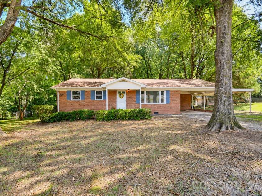 2281 Munsen Road, Concord, NC 28025.  MLS# CAR4422449, YatesRealty ID 49679. 