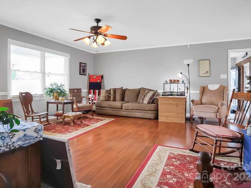 109 Connor Court, Kings Mountain, NC 28086.  MLS# CAR4242812, YatesRealty ID 4968. 