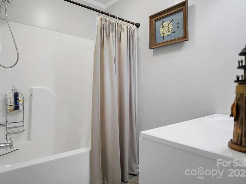 109 Connor Court, Kings Mountain, NC 28086.  MLS# CAR4242812, YatesRealty ID 4968. 