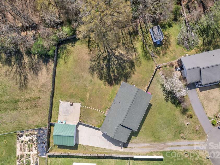 109 Connor Court, Kings Mountain, NC 28086.  MLS# CAR4242812, YatesRealty ID 4968. 