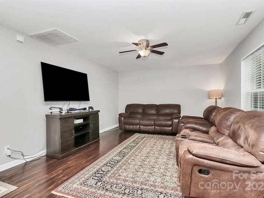1300 Dunmore Court, Clover, SC 29710.  MLS# CAR4295252, YatesRealty ID 4968. Greatroom