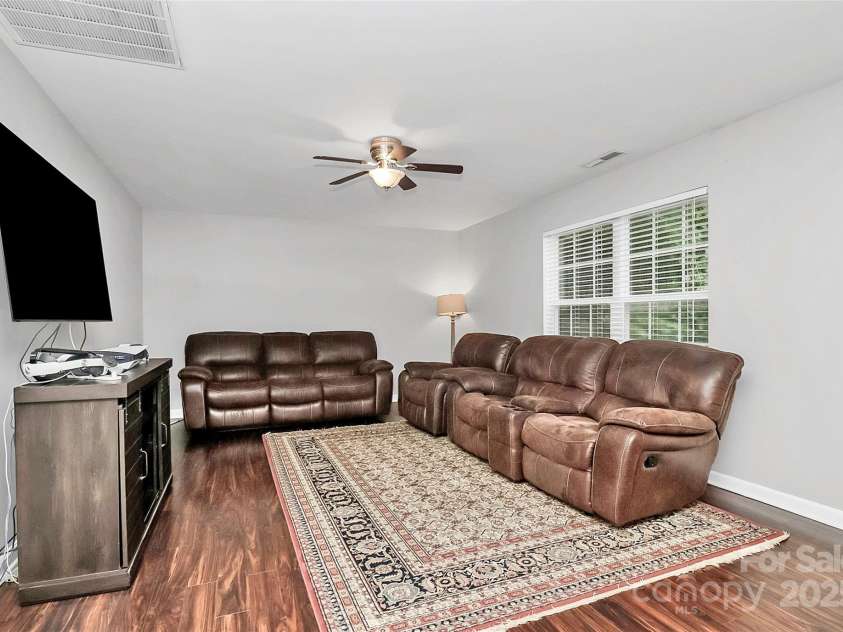 1300 Dunmore Court, Clover, SC 29710.  MLS# CAR4295252, YatesRealty ID 4968. Greatroom