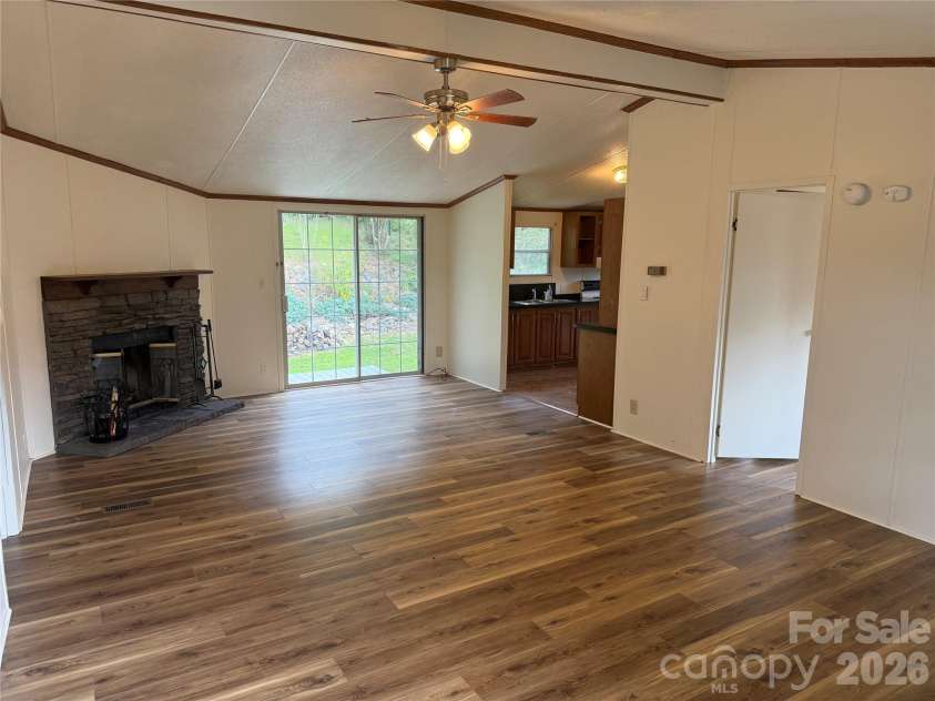 79 Jordan Road, Swannanoa, NC 28778.  MLS# CAR4423011, YatesRealty ID 49682. 