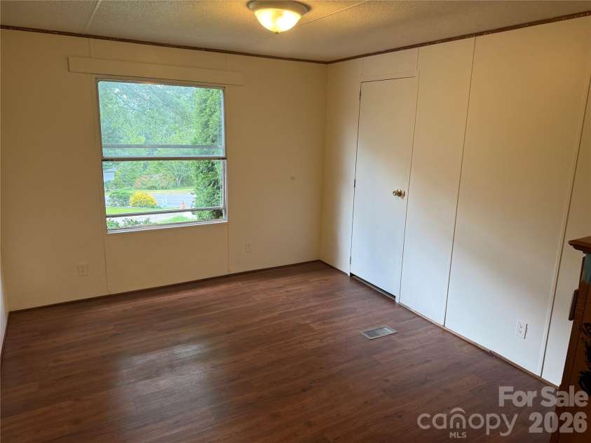 79 Jordan Road, Swannanoa, NC 28778.  MLS# CAR4423011, YatesRealty ID 49682. 