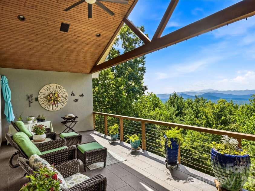 99 Distant View Drive, Asheville, NC 28803.  MLS# CAR4421771, YatesRealty ID 49685. Relax and Take in the Mountain Views