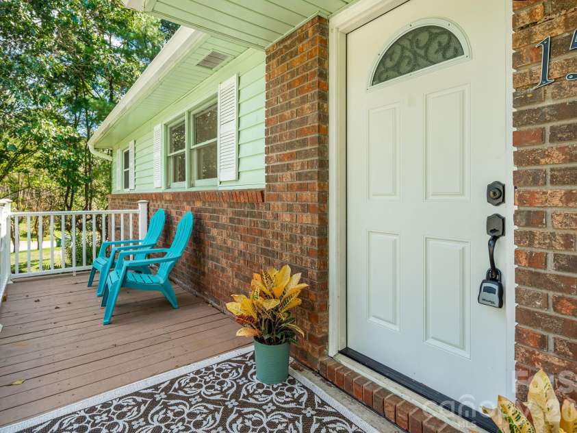 15 Old Youngs Cove Road, Candler, NC 28715.  MLS# CAR4422903, YatesRealty ID 49686. 