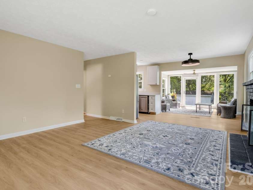 15 Old Youngs Cove Road, Candler, NC 28715.  MLS# CAR4422903, YatesRealty ID 49686. 