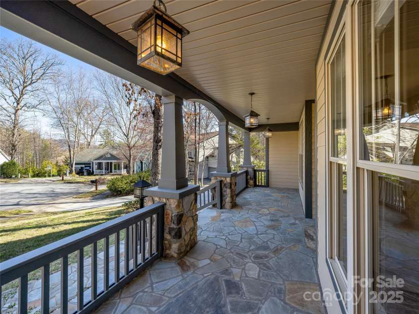 8 Grey Goose Court, Biltmore Lake, NC 28715.  MLS# CAR4242995, YatesRealty ID 4969. 
