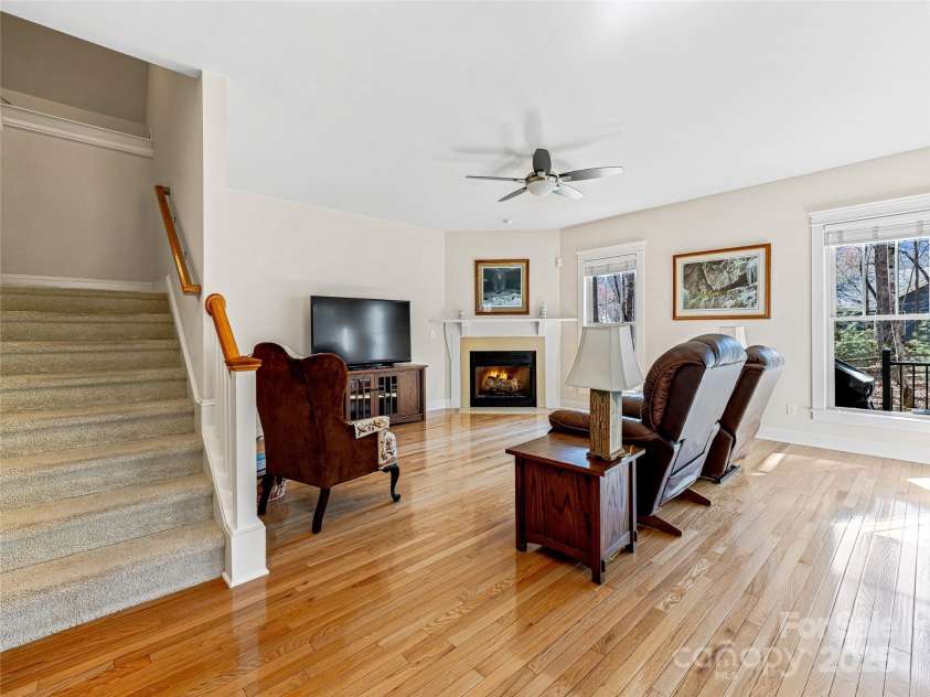 8 Grey Goose Court, Biltmore Lake, NC 28715.  MLS# CAR4242995, YatesRealty ID 4969. 