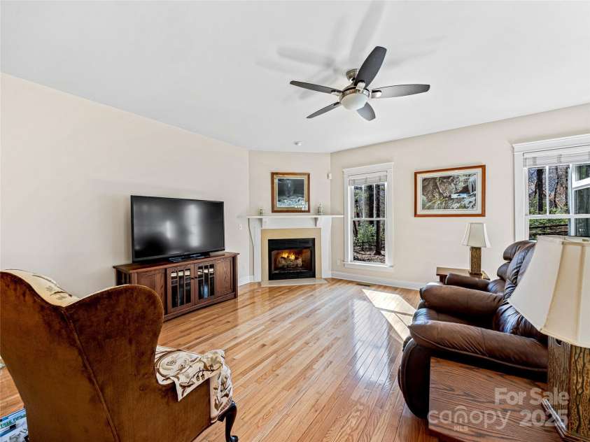 8 Grey Goose Court, Biltmore Lake, NC 28715.  MLS# CAR4242995, YatesRealty ID 4969. 