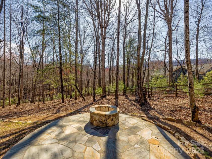 8 Grey Goose Court, Biltmore Lake, NC 28715.  MLS# CAR4242995, YatesRealty ID 4969. 