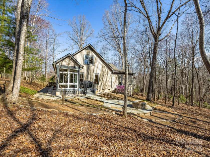 8 Grey Goose Court, Biltmore Lake, NC 28715.  MLS# CAR4242995, YatesRealty ID 4969. 