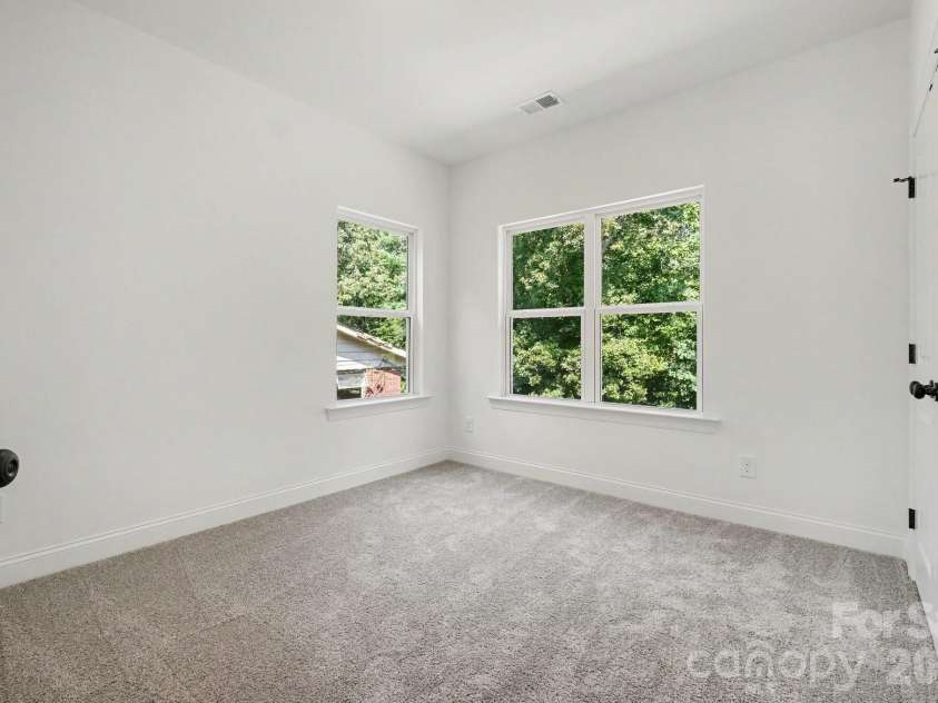1419 23rd Avenue Place, Hickory, NC 28601.  MLS# CAR4422583, YatesRealty ID 49695. 