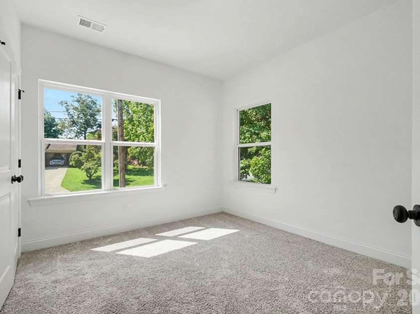 1419 23rd Avenue Place, Hickory, NC 28601.  MLS# CAR4422583, YatesRealty ID 49695. Downstairs bedroom/office