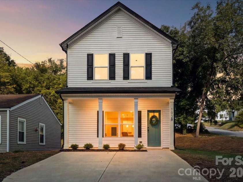 103 High Avenue, Concord, NC 28025.  MLS# CAR4423045, YatesRealty ID 49698. 
