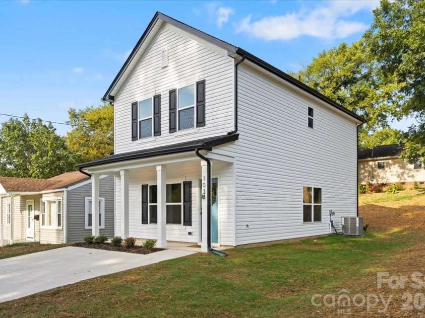 103 High Avenue, Concord, NC 28025.  MLS# CAR4423045, YatesRealty ID 49698. 