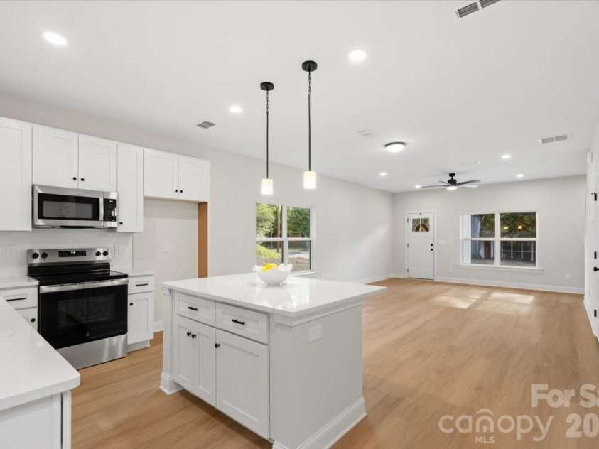 103 High Avenue, Concord, NC 28025.  MLS# CAR4423045, YatesRealty ID 49698. 