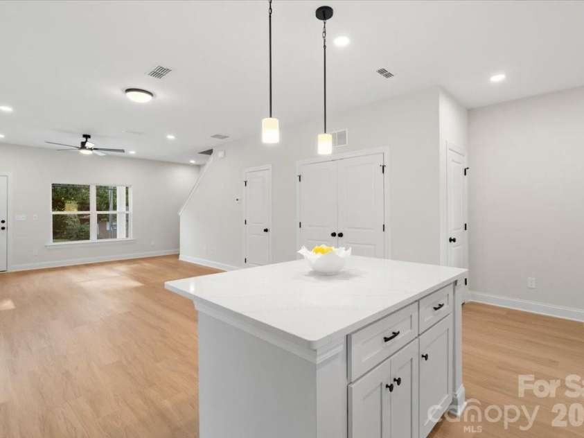 103 High Avenue, Concord, NC 28025.  MLS# CAR4423045, YatesRealty ID 49698. 