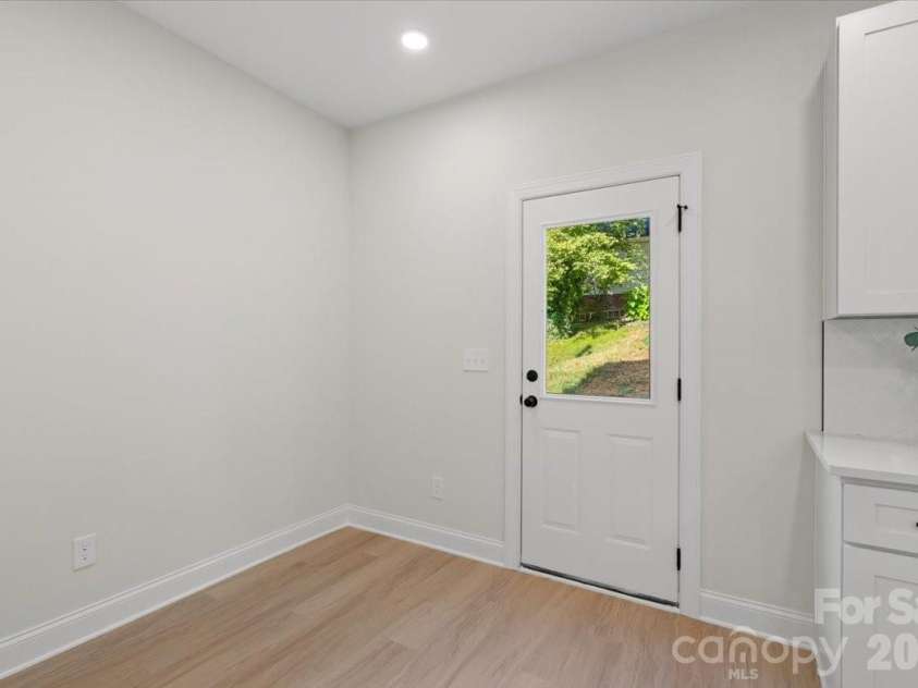 103 High Avenue, Concord, NC 28025.  MLS# CAR4423045, YatesRealty ID 49698. 