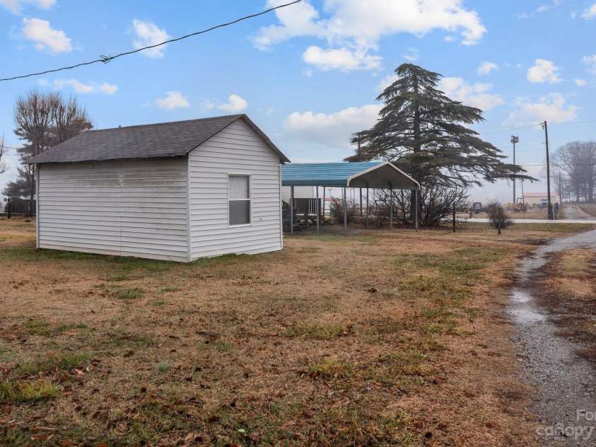 3430 Potneck Road, Salisbury, NC 28147.  MLS# CAR4104404, YatesRealty ID 497. 