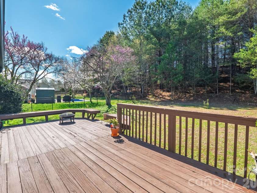 7316 Oxford Bluff Drive, Stanley, NC 28164.  MLS# CAR4353906, YatesRealty ID 4970. 