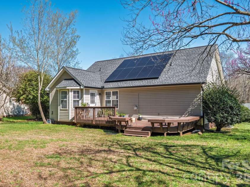 7316 Oxford Bluff Drive, Stanley, NC 28164.  MLS# CAR4353906, YatesRealty ID 4970. 