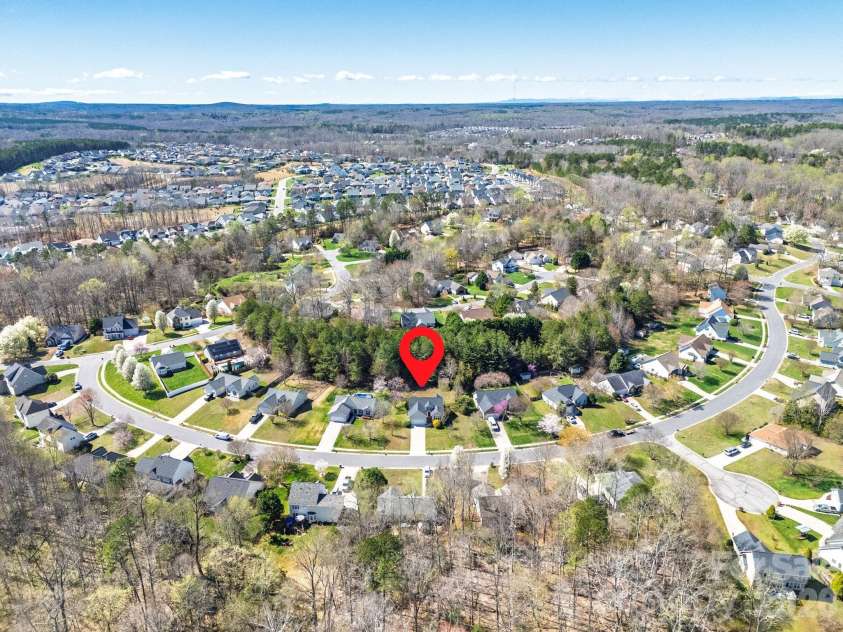 7316 Oxford Bluff Drive, Stanley, NC 28164.  MLS# CAR4353906, YatesRealty ID 4970. 